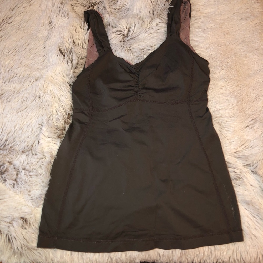 Lululemon size 4 tank top